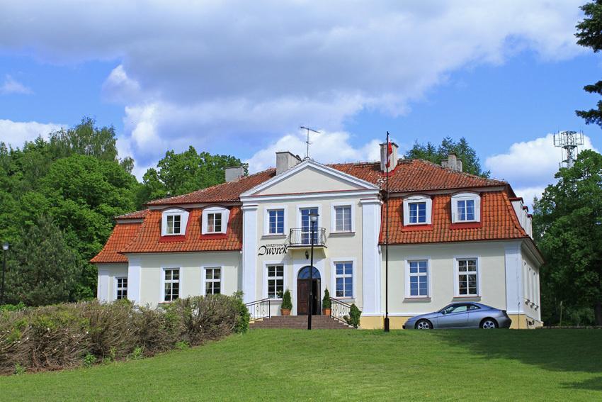 Hotel Ksiezycowy Dworek Kętrzyn Kültér fotó