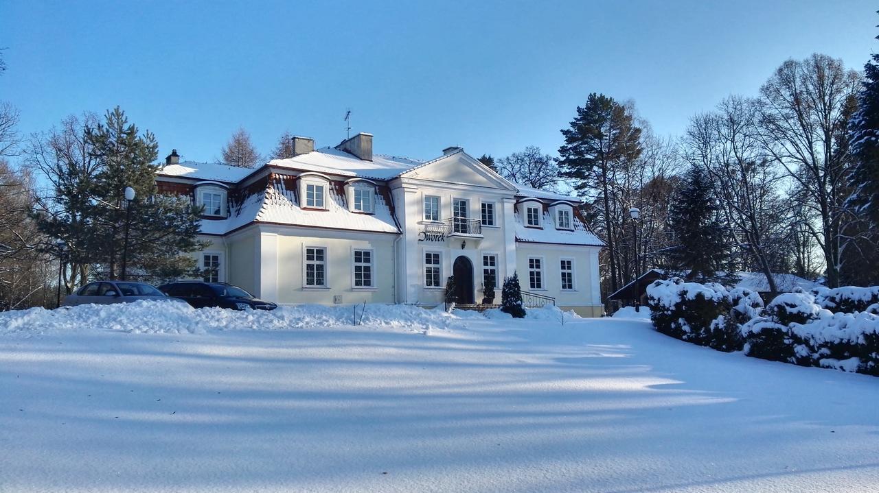 Hotel Ksiezycowy Dworek Kętrzyn Kültér fotó